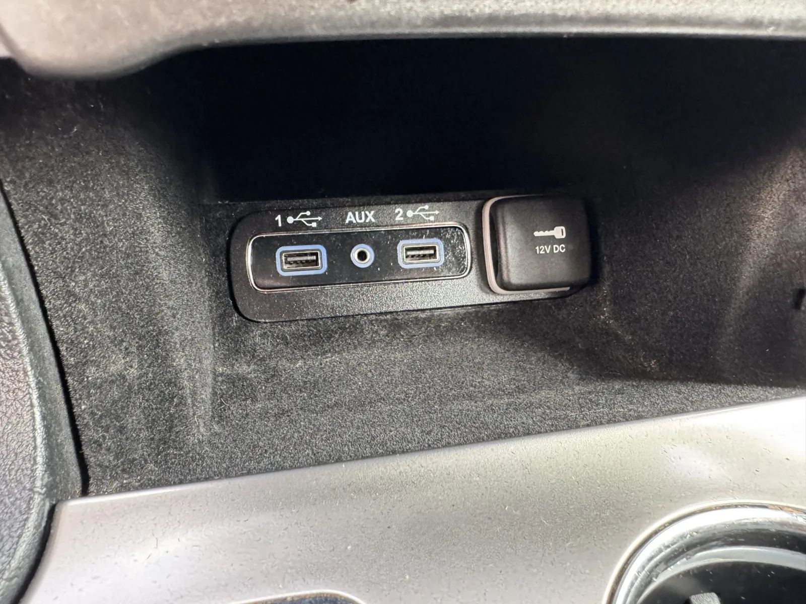 Jeep Grand Cherokee photo 34