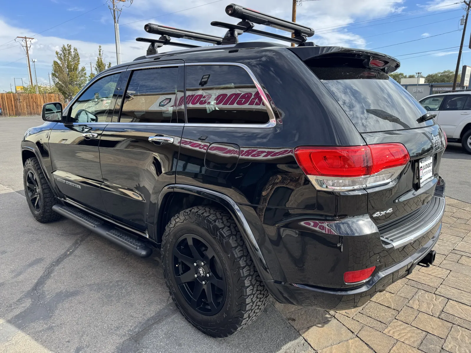 Jeep Grand Cherokee photo 4