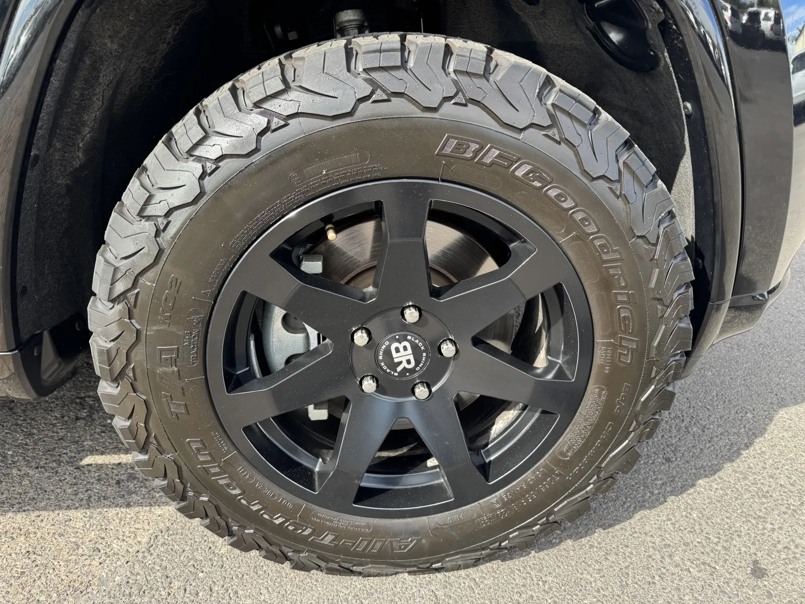 Jeep Grand Cherokee photo 9