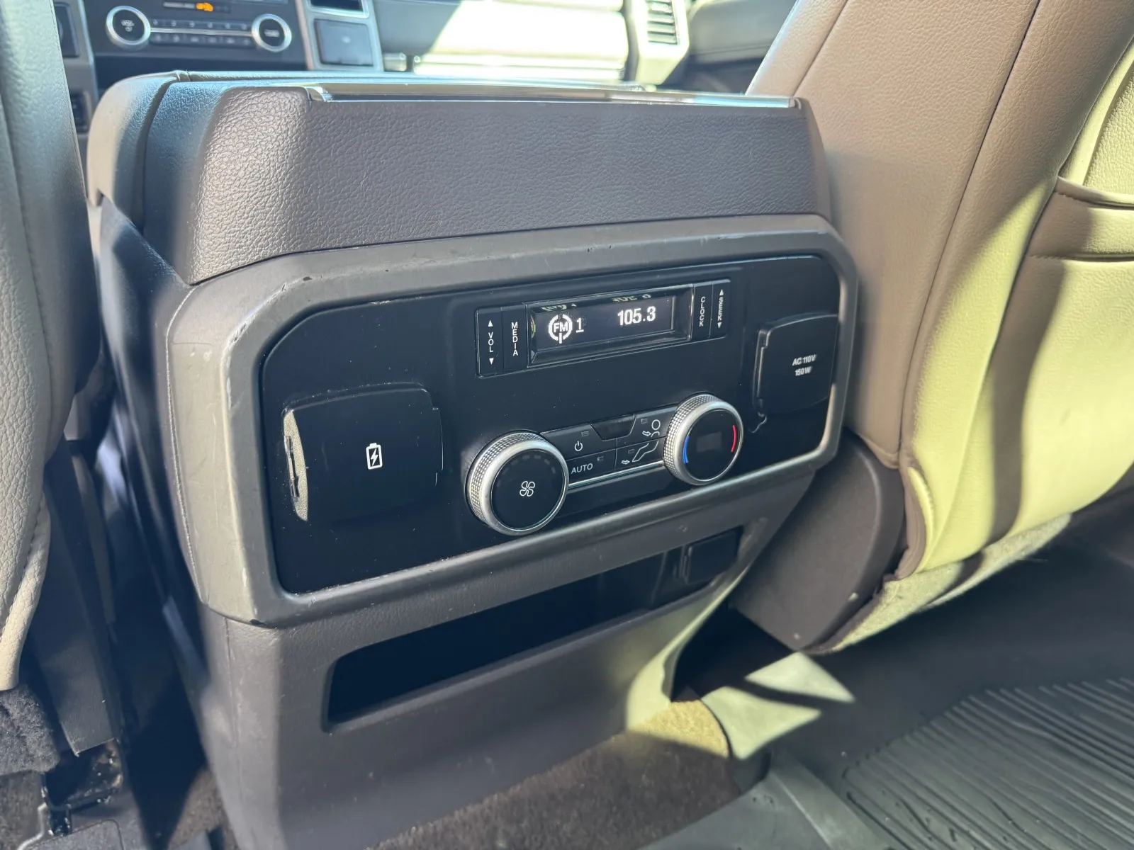 Ford Expedition photo 37