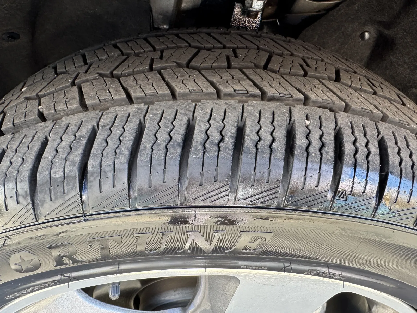 Jeep Grand Cherokee photo 16