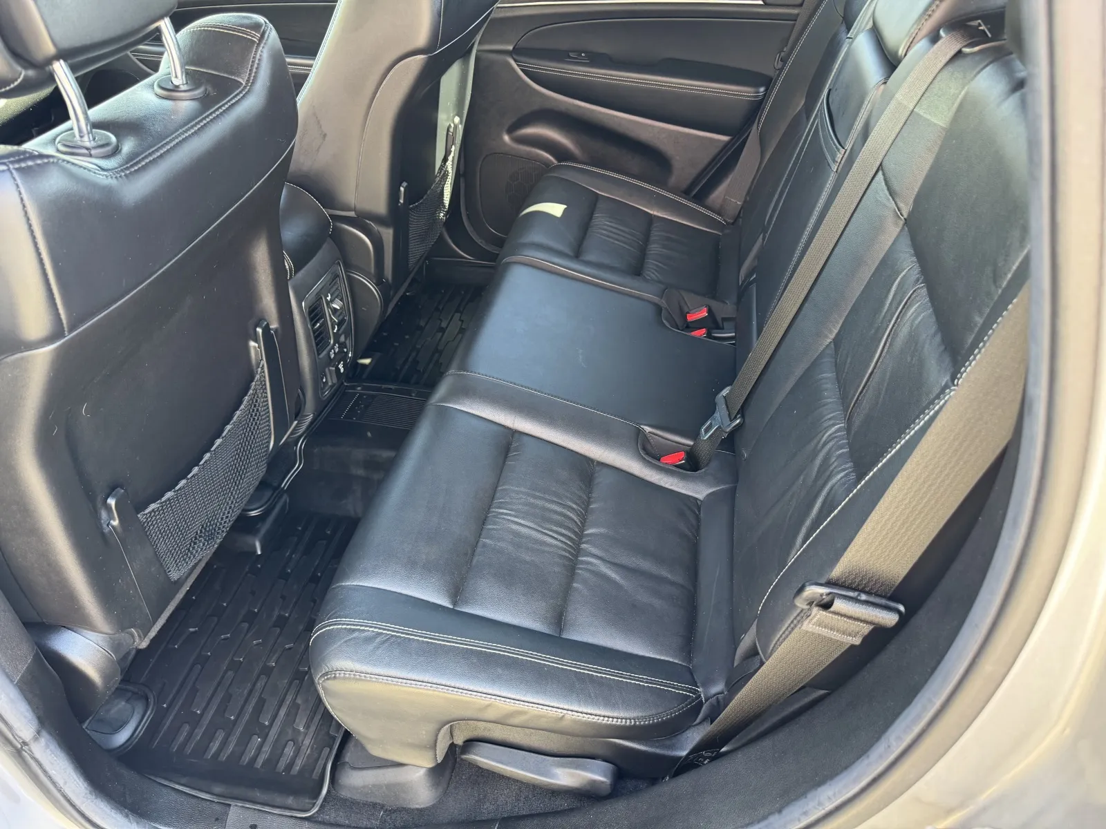 Jeep Grand Cherokee photo 36