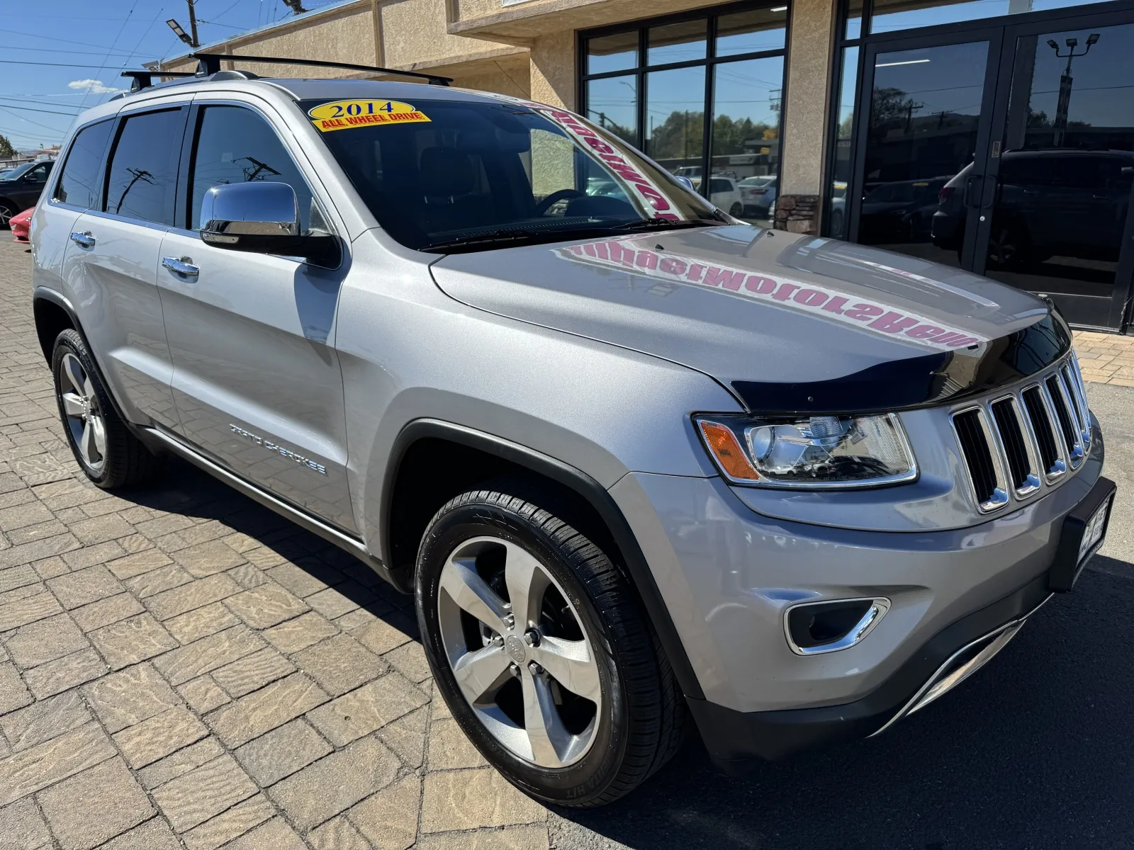 Jeep Grand Cherokee photo 8