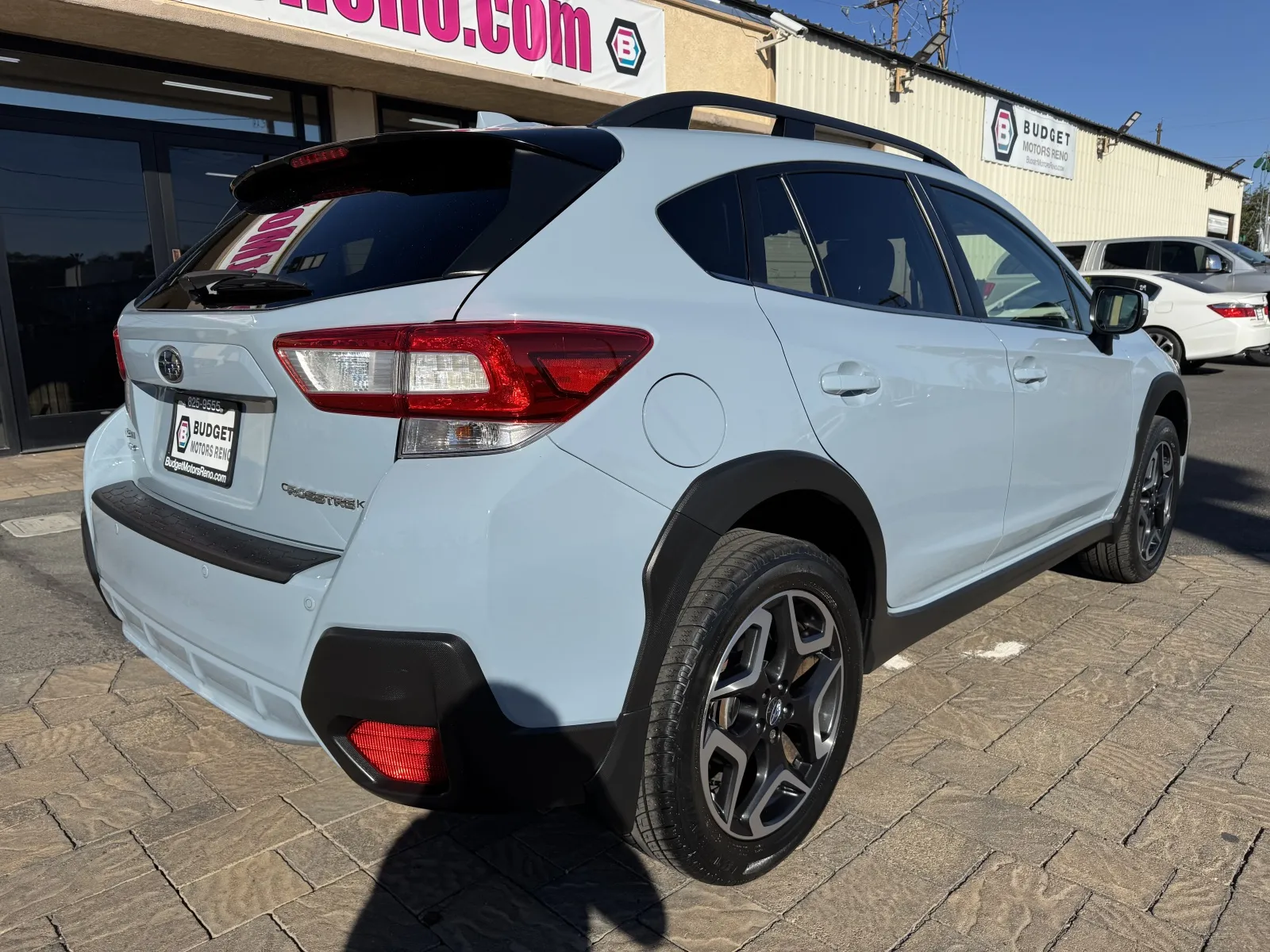 Subaru Crosstrek photo 2
