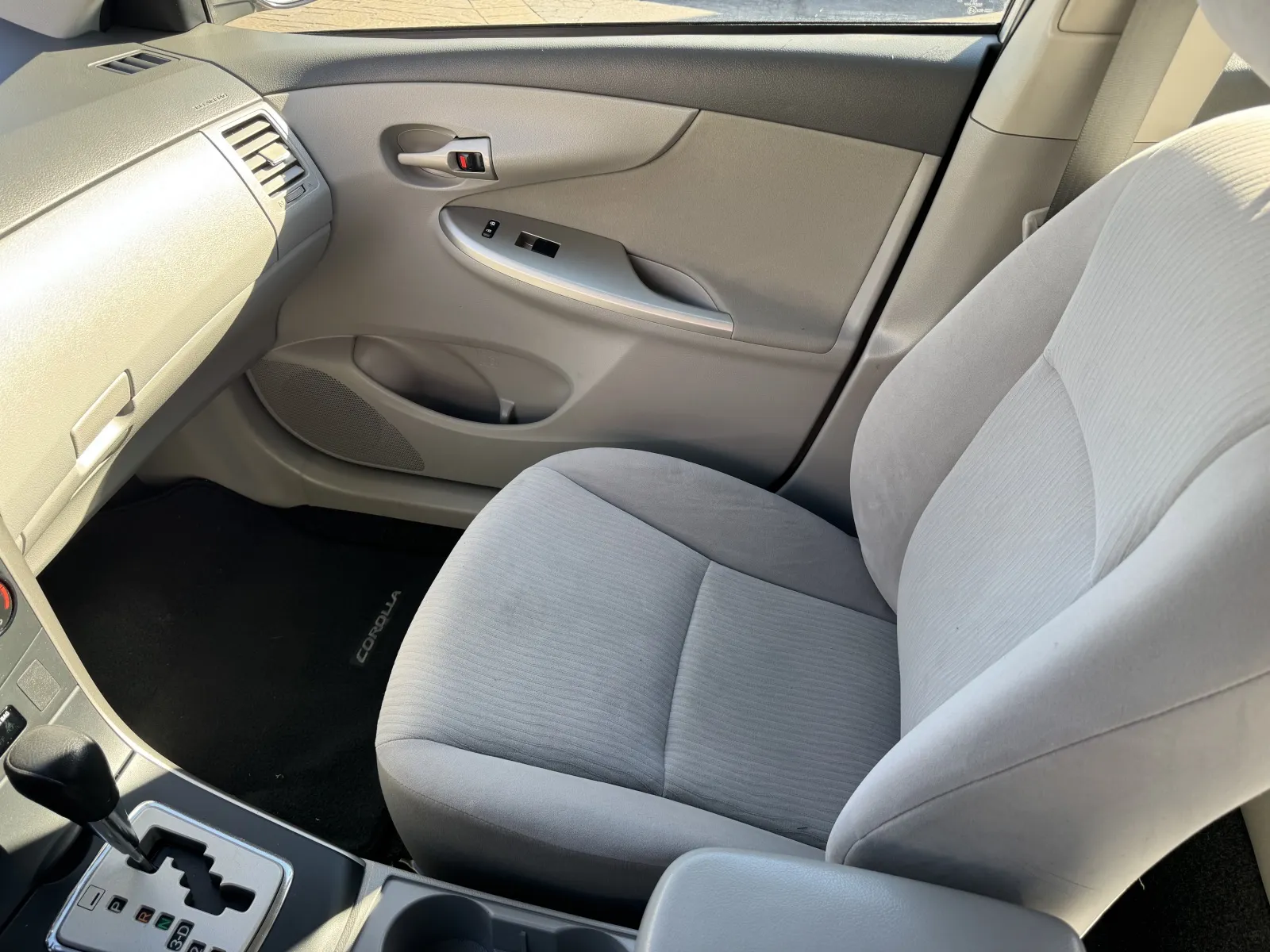 Toyota Corolla photo 28