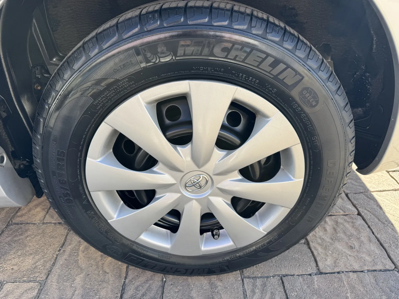 Toyota Corolla photo 13