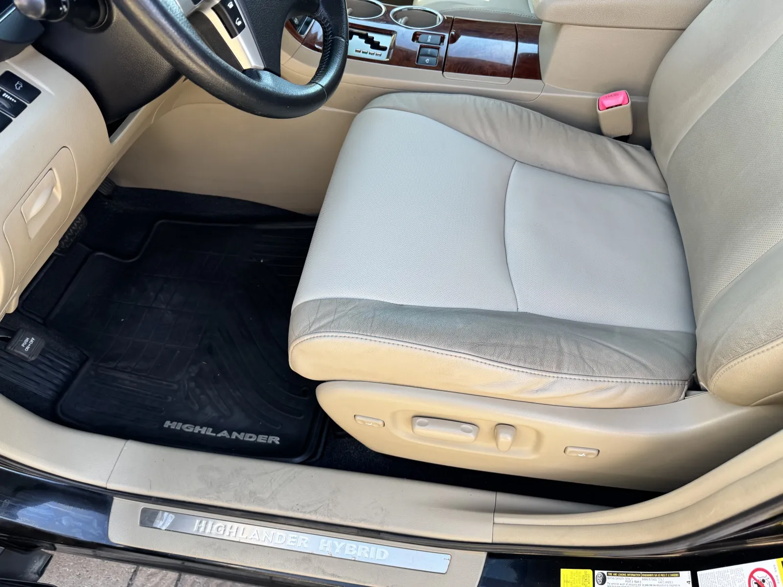 Toyota Highlander photo 10