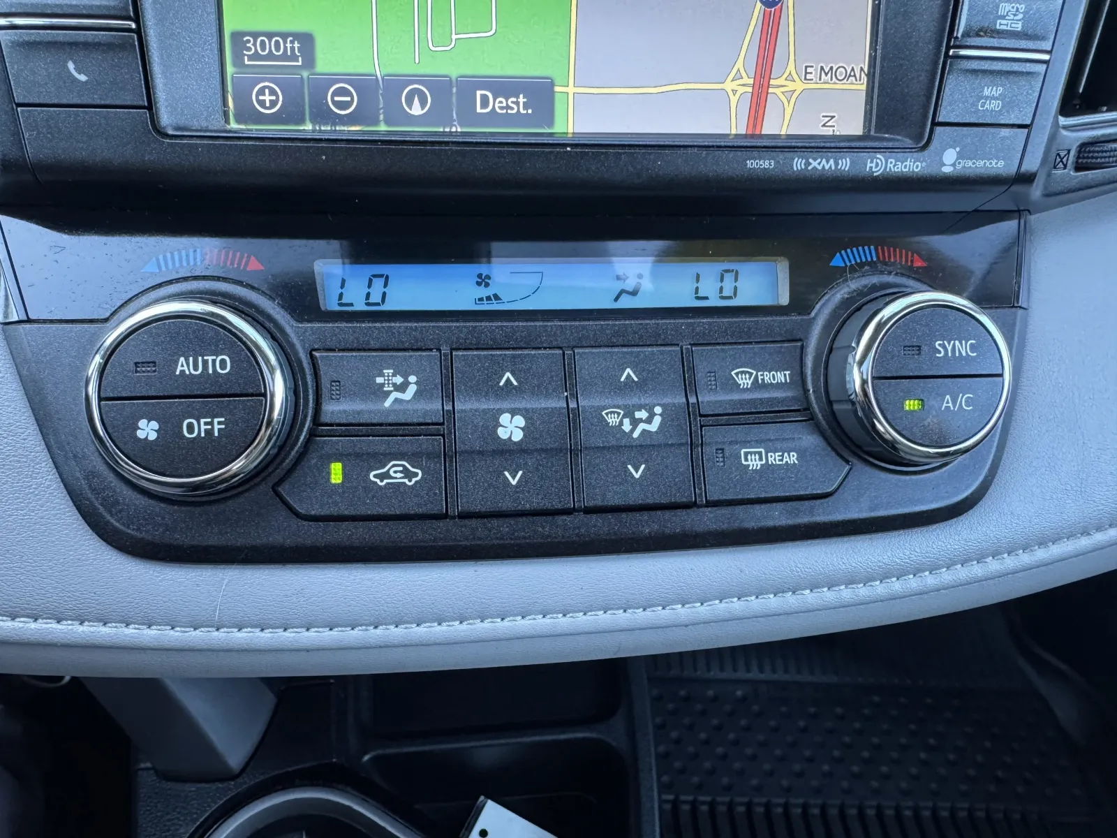 Toyota RAV4 photo 28