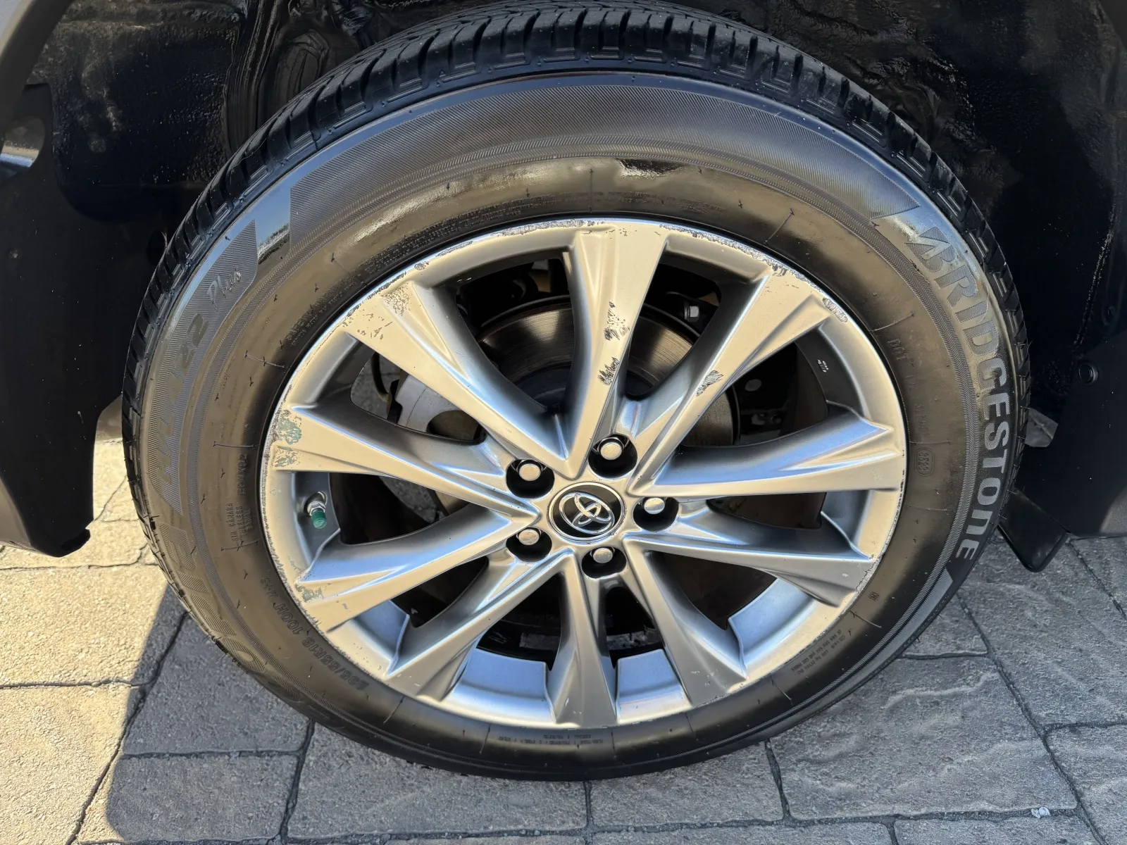 Toyota RAV4 photo 9
