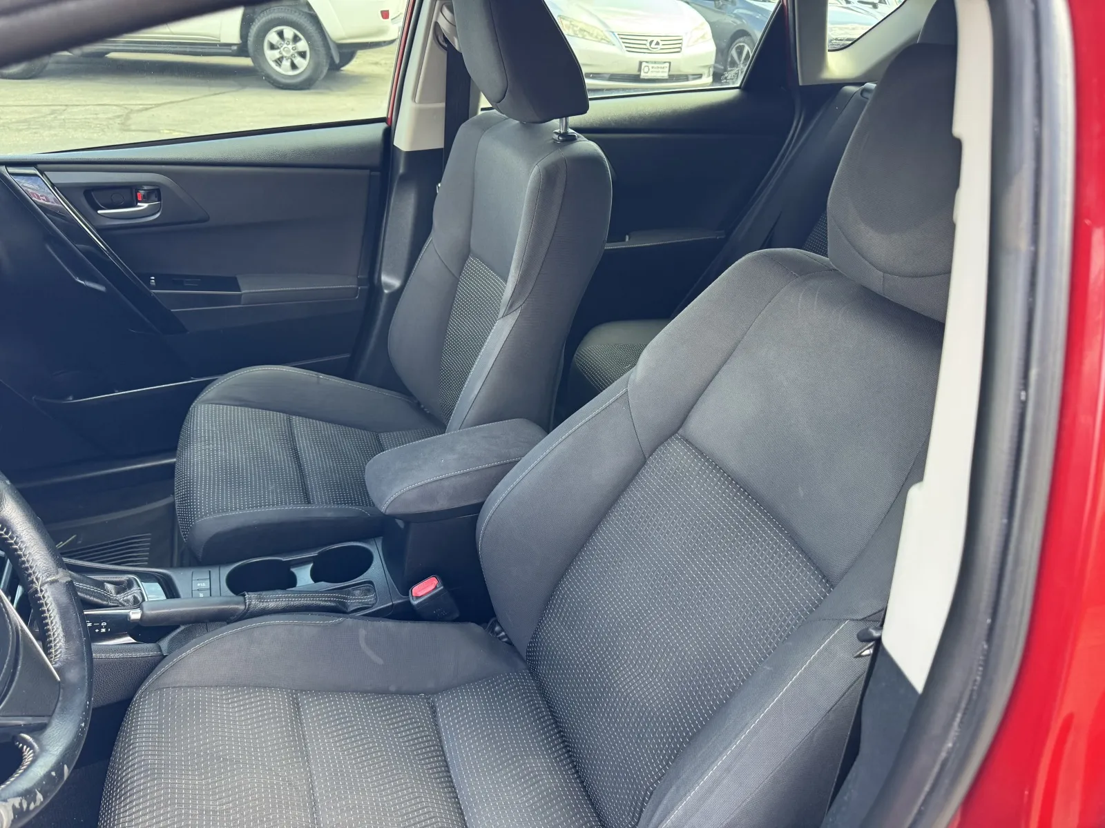 Toyota Corolla iM photo 12