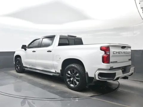 More photos of 2021 Chevrolet Silverado 1500 High Country at Bob Mills Chevrolet, SC