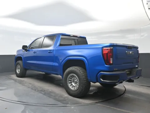 More photos of 2022 GMC Sierra 1500 Elevation at Bob Mills Chevrolet, SC