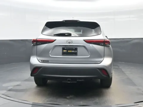 More photos of 2020 Toyota Highlander XLE at Bob Mills Chevrolet, SC