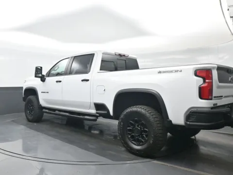 More photos of 2024 Chevrolet Silverado 2500 HD ZR2 at Bob Mills Chevrolet, SC