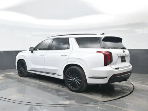 More photos of 2024 Hyundai Palisade Calligraphy Night Edition at Bob Mills Chevrolet, SC