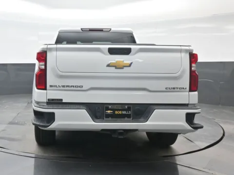 More photos of 2022 Chevrolet Silverado 1500 LTD Custom at Bob Mills Chevrolet, SC