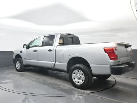 More photos of 2019 Nissan Titan XD S at Bob Mills Chevrolet, SC