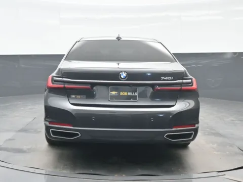 More photos of 2021 BMW 7 Series 740i at Bob Mills Chevrolet, SC