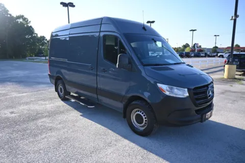 More photos of 2019 Mercedes-Benz Sprinter 2500 Crew 144 WB at Bob Mills Chevrolet, SC