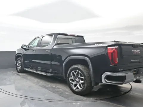 More photos of 2022 GMC Sierra 1500 SLT at Bob Mills Chevrolet, SC