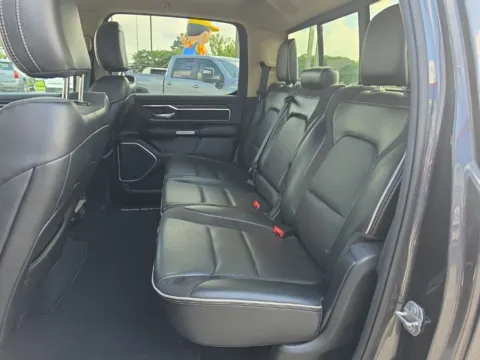 More photos of 2019 Ram 1500 Laramie at Bob Mills Chevrolet, SC