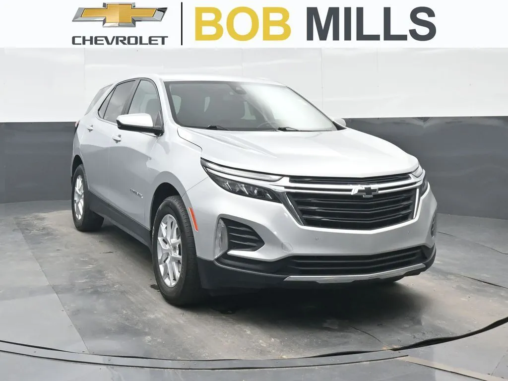 Silver 2022 Chevrolet Equinox LT for sale in Darlington, SC