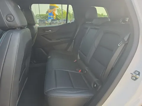 More photos of 2025 Chevrolet Equinox LT at Bob Mills Chevrolet, SC