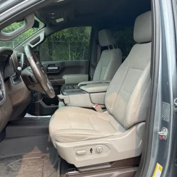 More photos of 2019 Chevrolet Silverado 1500 LT at Bob Mills Chevrolet, SC
