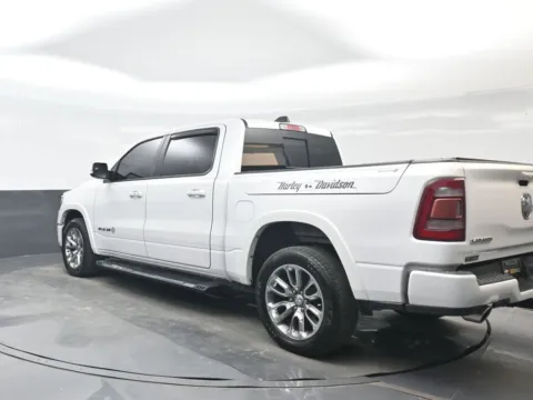 More photos of 2019 Ram 1500 Laramie at Bob Mills Chevrolet, SC