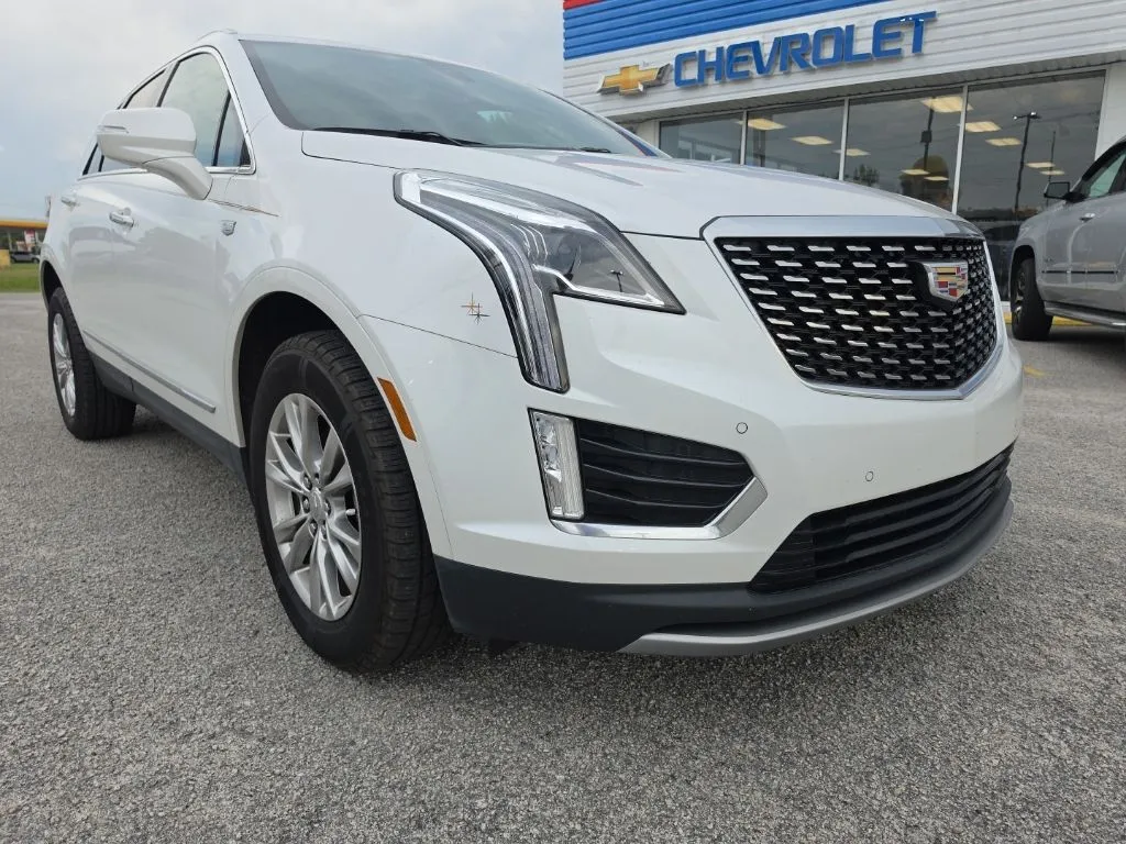 White 2020 Cadillac XT5 Premium Luxury for sale in Darlington, SC