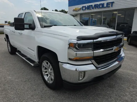 White 2017 Chevrolet Silverado 1500 LT for sale in Darlington, SC