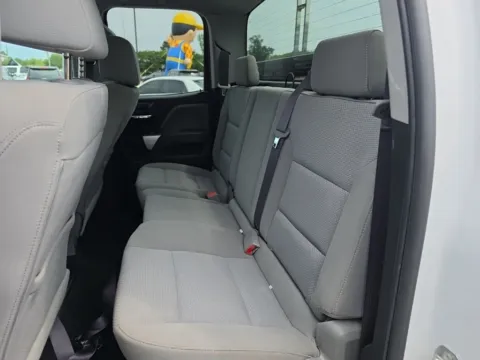 More photos of 2017 Chevrolet Silverado 1500 LT at Bob Mills Chevrolet, SC