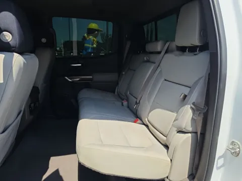More photos of 2019 Chevrolet Silverado 1500 RST at Bob Mills Chevrolet, SC