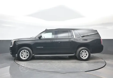 Another view of 2019 GMC Yukon XL SLT for sale in Darlington, SC at Bob Mills Chevrolet