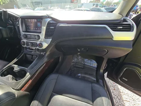 More photos of 2019 GMC Yukon XL SLT at Bob Mills Chevrolet, SC