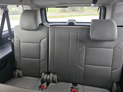 More photos of 2018 Chevrolet Suburban LT at Bob Mills Chevrolet, SC