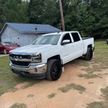 More photos of 2016 Chevrolet Silverado 1500 LT at Bob Mills Chevrolet, SC