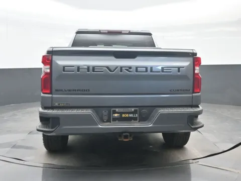 More photos of 2021 Chevrolet Silverado 1500 Custom at Bob Mills Chevrolet, SC