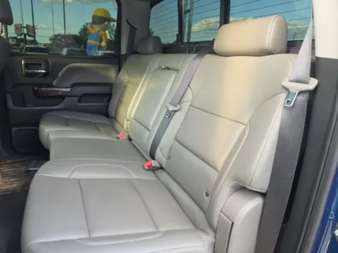 More photos of 2018 GMC Sierra 1500 SLT at Bob Mills Chevrolet, SC