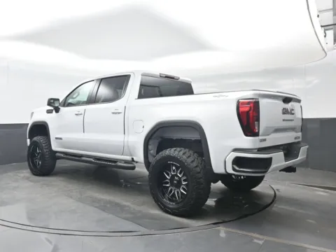 More photos of 2023 GMC Sierra 1500 Elevation at Bob Mills Chevrolet, SC