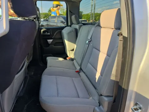 More photos of 2015 Chevrolet Silverado 1500 LT at Bob Mills Chevrolet, SC