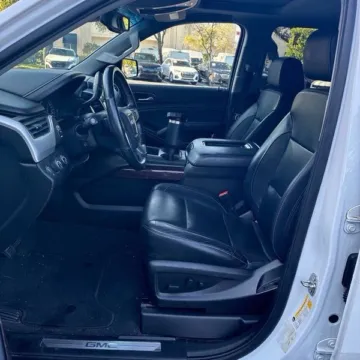 More photos of 2020 GMC Yukon SLT at Bob Mills Chevrolet, SC