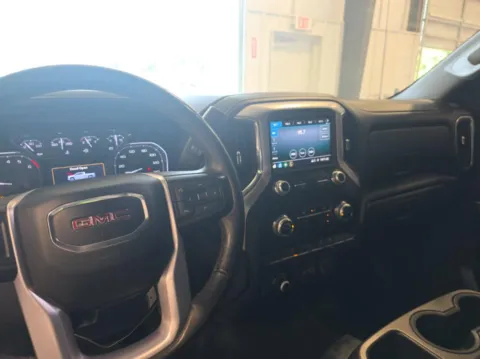 More photos of 2020 GMC Sierra 1500 SLE at Bob Mills Chevrolet, SC