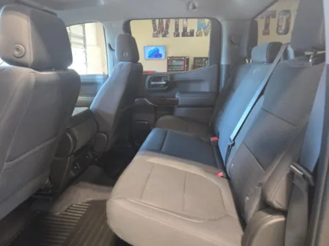 More photos of 2020 GMC Sierra 1500 SLE at Bob Mills Chevrolet, SC