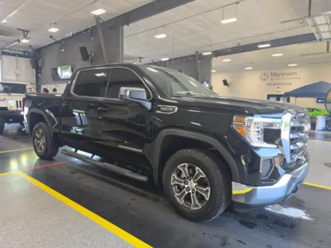 Black 2020 GMC Sierra 1500 SLE for sale in Darlington, SC