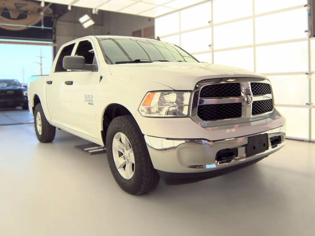 White 2022 Ram 1500 Classic SLT for sale in Darlington, SC