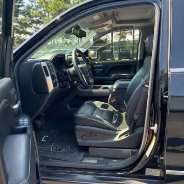 More photos of 2017 GMC Sierra 1500 Denali at Bob Mills Chevrolet, SC