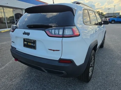 More photos of 2020 Jeep Cherokee Trailhawk at Bob Mills Chevrolet, SC