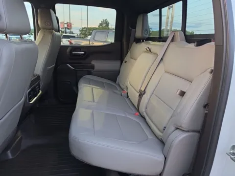 More photos of 2019 GMC Sierra 1500 SLT at Bob Mills Chevrolet, SC