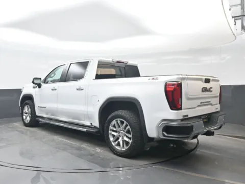 More photos of 2019 GMC Sierra 1500 SLT at Bob Mills Chevrolet, SC